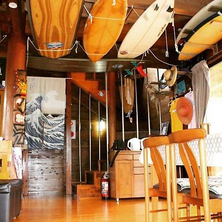 Tropical Surf House Okinawa Hotel Onna Buitenkant foto