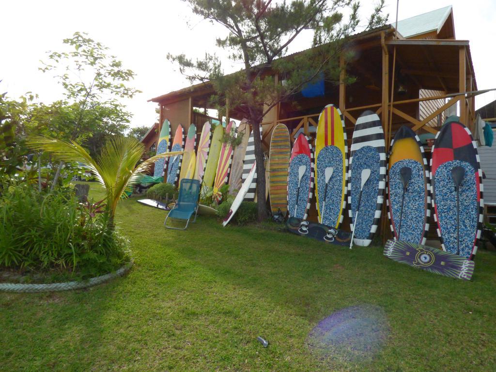 Tropical Surf House Okinawa Hotel Onna Buitenkant foto